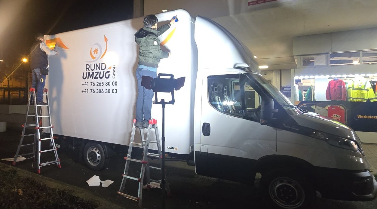 Neues Transportfahrzeug für Umzug & Transport | Rund Umzug GmbH investiert in Qualität